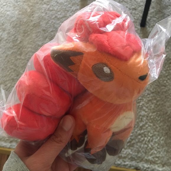 Vulpix Soft Stuffed Doll Plush Toy - Picture 7 of 7